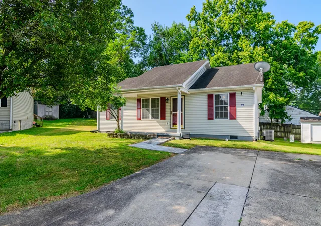 Single family home for sale at 491 Hidden Hills Way, Winchester, KY 40391 | MLS# 26017144