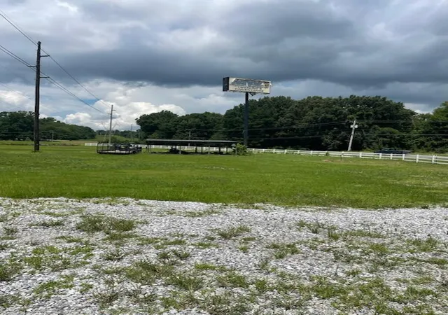 Photo 3 of Land for sale at 1450 Bleich Rd, Paducah, KY 42003 | MLS# 26019199 | Listing updated on 2026-07-20