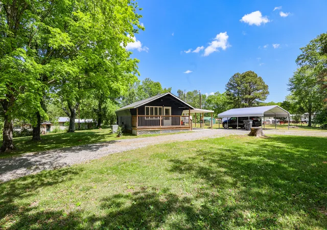 Homes for sale in Murray, KY | 290 Cross Spann Rd, Murray, KY 42071 | MLS# 26017353
