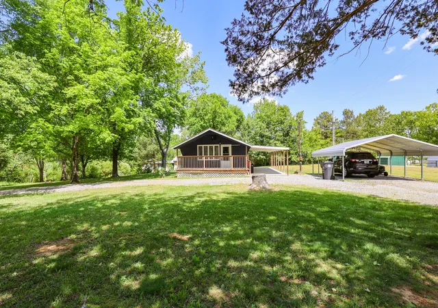 Homes for sale in Murray, KY | 290 Cross Spann Rd, Murray, KY 42071 | MLS# 26017353