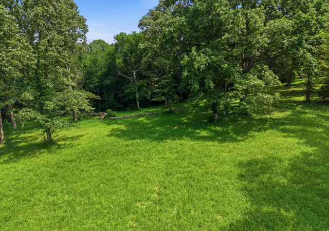 5th image of 425 Paris Rd #Address for location purposes, Calvert City, KY 42029 | MLS# 26016882