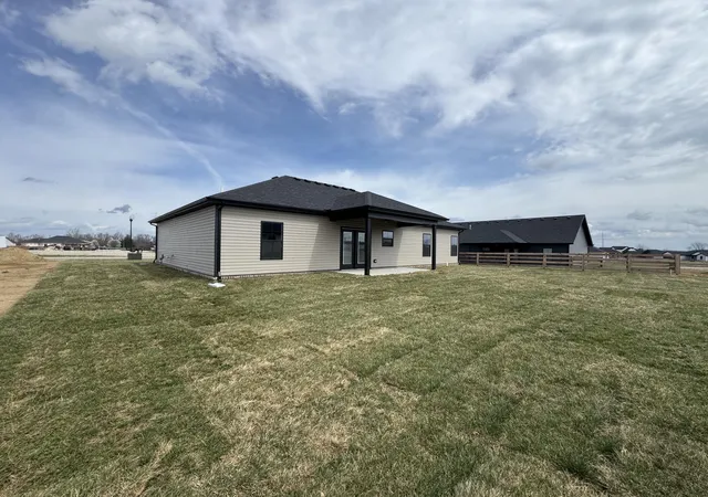 Homes for sale in Richmond, KY | 219 Navajo Dr, Richmond, KY 40475 | MLS# 26016876