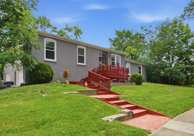 Homes for sale in Lexington, KY | 3303 Pimlico Pkwy, Lexington, KY 40517 | MLS# 26017097
