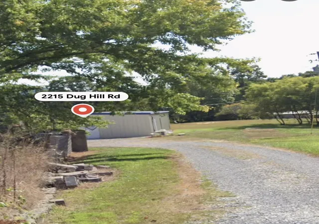 Homes for sale in Irvine, KY | 2215 Dug Hill Rd, Irvine, KY 40336 | MLS# 26016889