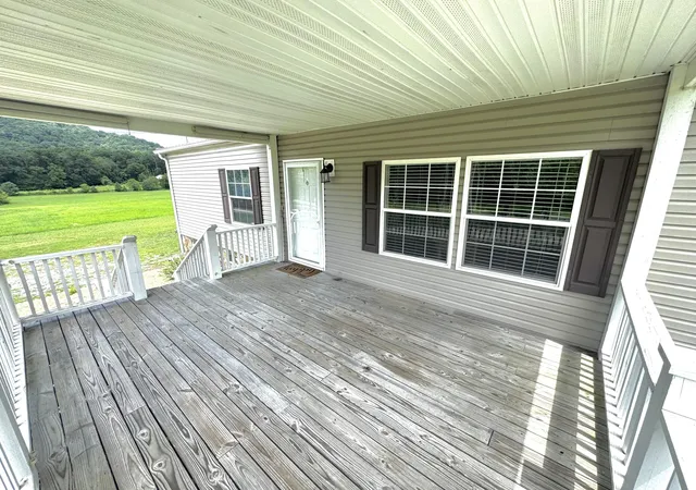 Homes for sale in Williamsburg, KY | 660 Steven Ln, Williamsburg, KY 40769 | MLS# 26016891