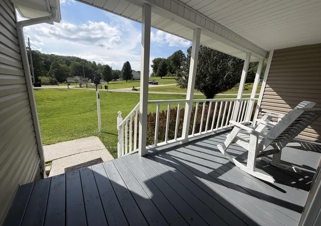 Homes for sale in Williamsburg, KY | 208 Macbennett Dr, Williamsburg, KY 40769 | MLS# 26016918