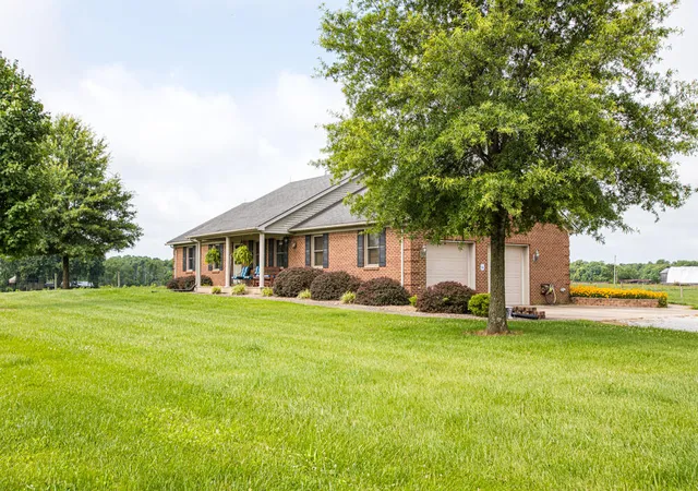 Homes for sale in Paris, KY | 327 Collins Rd, Paris, KY 40361 | MLS# 26017248