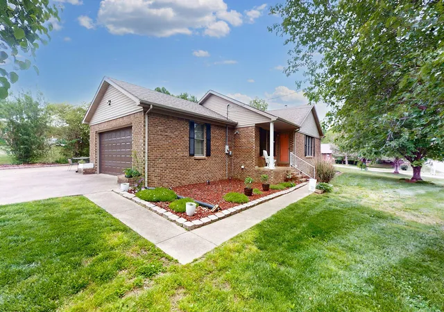 2nd image of 486 Mermie Rd, Hardin, KY 42048 | MLS# 26017009
