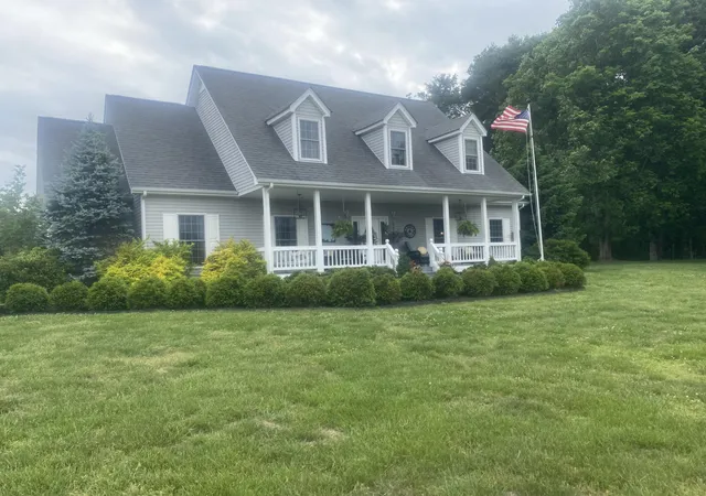 Homes for sale in Cadiz, KY | 5289 Blue Springs Rd, Cadiz, KY 42211 | MLS# 26016930