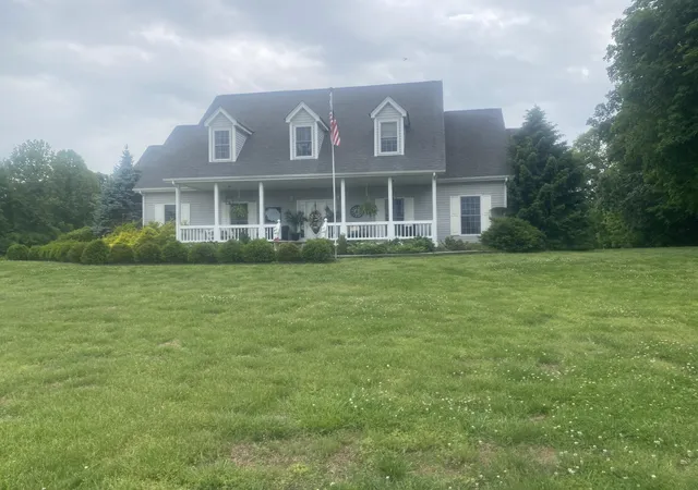 Homes for sale in Cadiz, KY | 5289 Blue Springs Rd, Cadiz, KY 42211 | MLS# 26016930