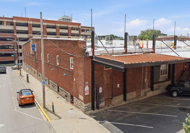 Homes for sale in Lexington, KY | 222 Bolivar Street, Lexington, KY 40508 | Houzeo