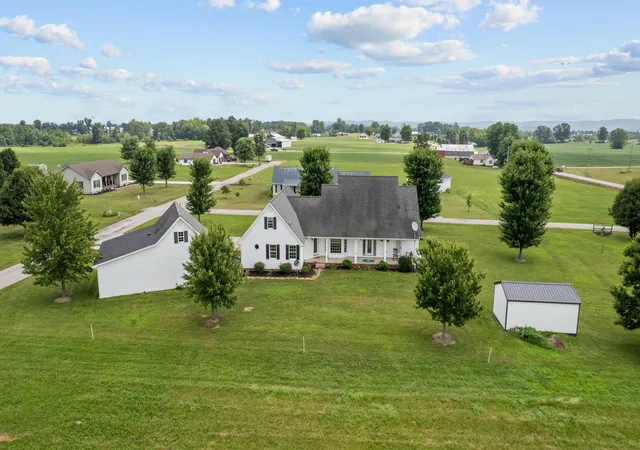 Homes for sale in Tollesboro, KY | 61 Rayburn Ln, Tollesboro, KY 41189 | MLS# 26017658