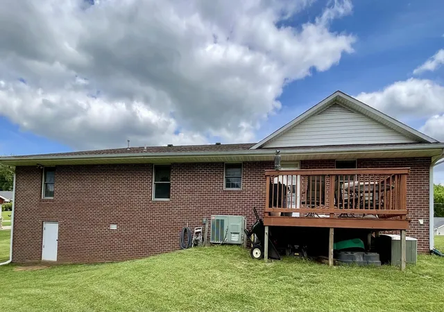Homes for sale in Princeton, KY | 401 Centennial Dr, Princeton, KY 42445 | MLS# 26017705