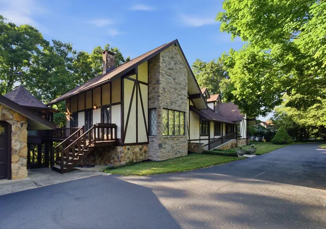 5th image of 305 Beech St, Monticello, KY 42633 | MLS# 26016949