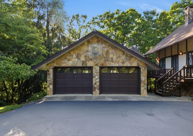 91st image of 305 Beech St, Monticello, KY 42633 | MLS# 26016949