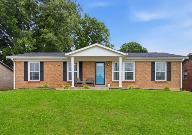1st image of 304 Sandra Dr, Winchester, KY 40391 | MLS# 26016975