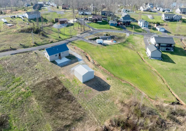 Photo 3 of Single family home for sale at 214 Kentucky Ave, Gilbertsville, KY 42044 | MLS# 26017066 | Listing updated on 2026-08-20