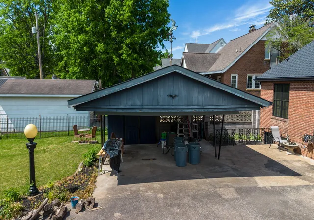 Homes for sale in Paducah, KY | 3334 Buckner Lane Lane, Paducah, KY 42001 | MLS# 26017053