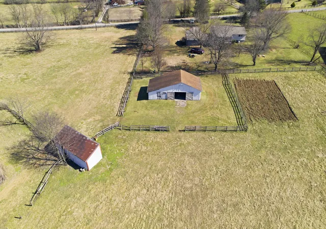 3rd image of 3471 Houston Antioch Rd, Lexington, KY 40516 | MLS# 26017762