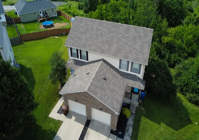 3rd image of 128 Abbeywood Ct, Winchester, KY 40391 | MLS# 26017061