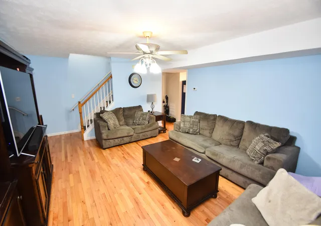 4th image of 128 Abbeywood Ct, Winchester, KY 40391 | MLS# 26017061