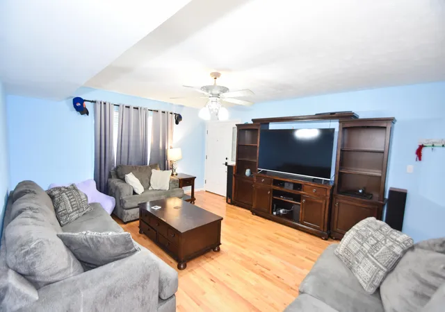 5th image of 128 Abbeywood Ct, Winchester, KY 40391 | MLS# 26017061