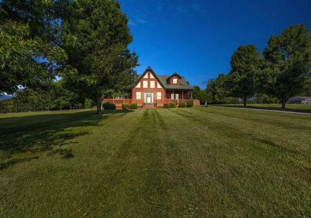 Photo 3 of Single family home for sale at 3270 Osborne Rd, Mt Sterling, KY 40353 | MLS# 26019205 | Listing updated on 2026-08-21