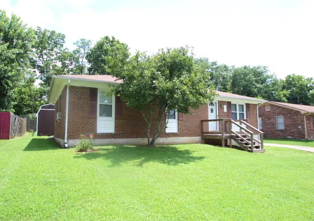Homes for sale in Lawrenceburg, KY | 108 Dove Dr, Lawrenceburg, KY 40342 | MLS# 26017304