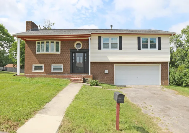 Homes for sale in Harrodsburg, KY | 520 Henrico Rd, Harrodsburg, KY 40330 | MLS# 26017379