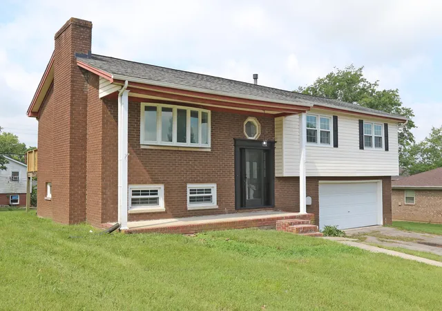 Homes for sale in Harrodsburg, KY | 520 Henrico Rd, Harrodsburg, KY 40330 | MLS# 26017379