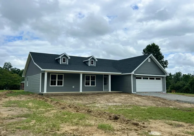 Homes for sale in Russell Springs, KY | 121 Deerview Ln, Russell Springs, KY 42642 | MLS# 26017511