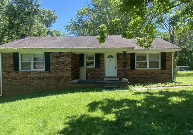Homes for sale in Cadiz, KY | 125 Hilltop St, Cadiz, KY 42211 | MLS# 26017127