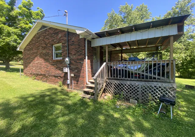 Homes for sale in Cadiz, KY | 125 Hilltop St, Cadiz, KY 42211 | MLS# 26017127
