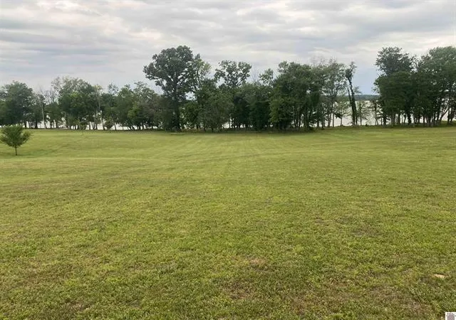 Photo 4 of Sale Pending at 335 Destiny Ln, Cadiz, KY 42211 | MLS# 26017135 | Listing updated on 2026-09-28