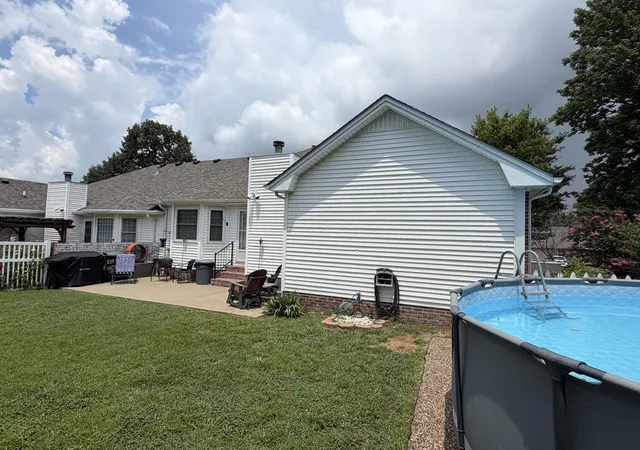 Homes for sale in Paducah, KY | 227 Grace Nell Dr, Paducah, KY 42003 | MLS# 26017141
