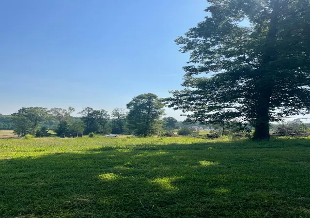 Photo 3 of Land for sale at 300 Forest Ridge Dr, Paducah, KY 42003 | MLS# 26018868 | Listing updated on 2026-07-17
