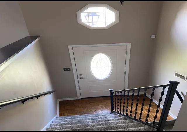 Photo 4 of Single family home for sale at 515 Pinoak Dr, Nicholasville, KY 40356 | MLS# 26017351 | Listing updated on 2026-10-05