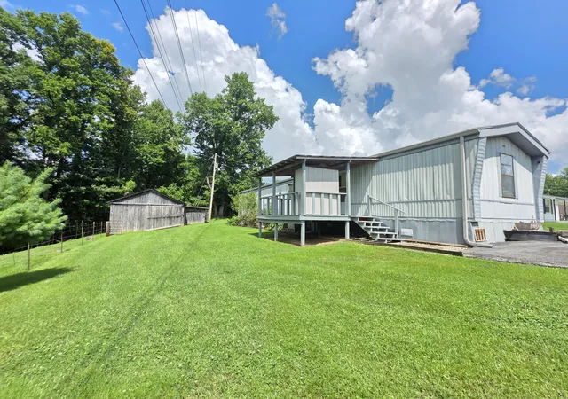 Homes for sale in London, KY | 91 Blakley Subdivision Rd, London, KY 40741 | MLS# 26017231