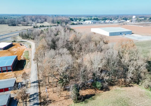 17th image of 1811 Us 641, Benton, KY 42025 | MLS# 26017243
