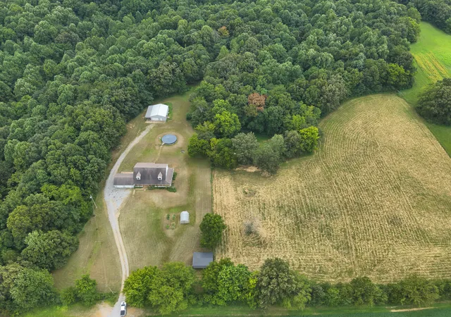 Photo 3 of Single family home for sale at 500 Farm Rd, Sedalia, KY 42079 | MLS# 26017479 | Listing updated on 2026-08-18