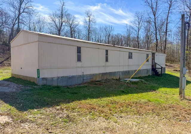 Homes for sale in Mayfield, KY | 2346 Millers Chapel Rd, Mayfield, KY 42066 | MLS# 26017327