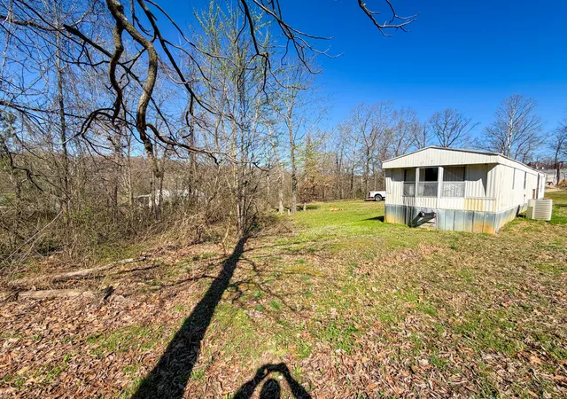 Homes for sale in Mayfield, KY | 2346 Millers Chapel Rd, Mayfield, KY 42066 | MLS# 26017327