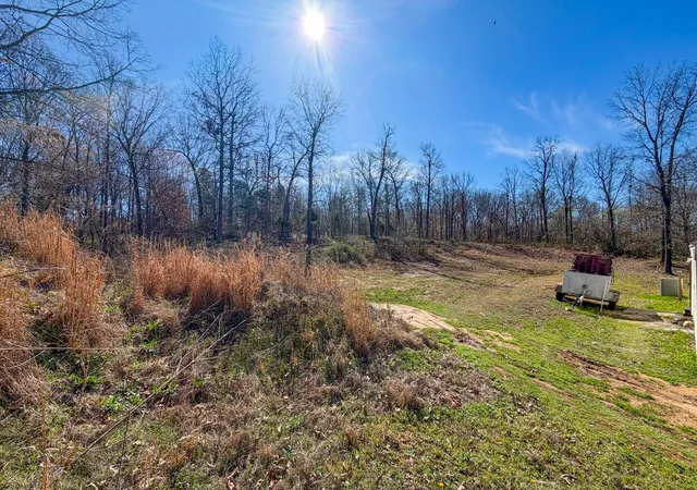Homes for sale in Mayfield, KY | 2346 Millers Chapel Rd, Mayfield, KY 42066 | MLS# 26017327