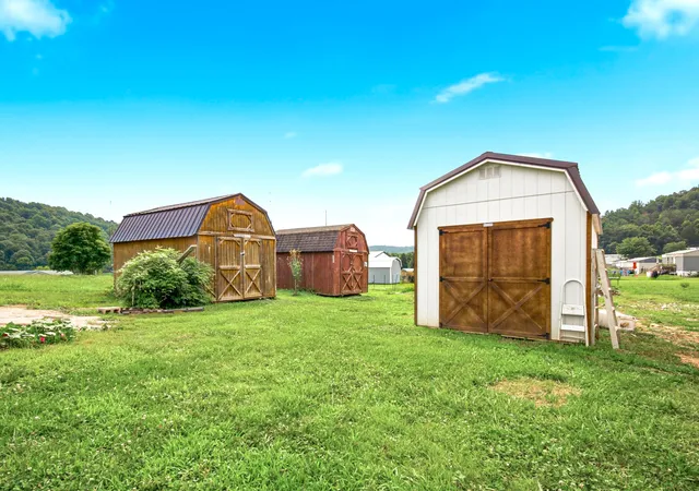 Homes for sale in Mount Vernon, KY | 508 Sunnydale Estates, Mount Vernon, KY 40456 | MLS# 26017594
