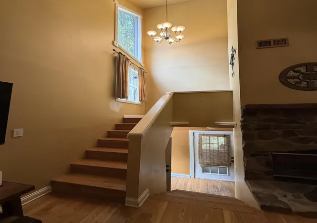 Photo 4 of Sale Pending at 390 Whispering Oaks, Morehead, KY 40351 | MLS# 26017301 | Listing updated on 2026-08-19
