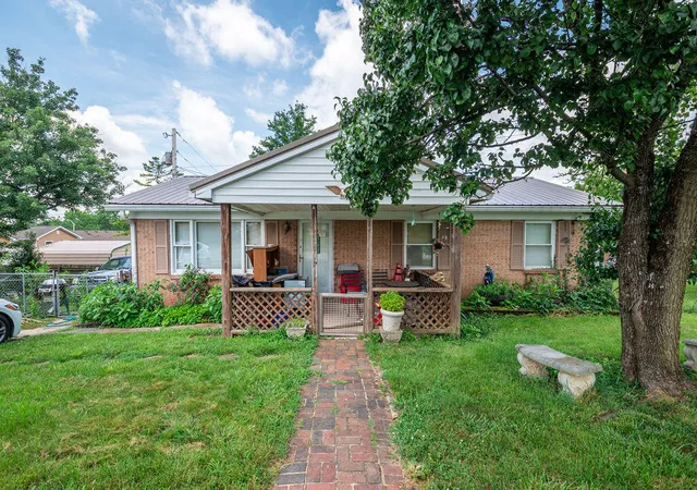 1st image of 325 Foxwood Dr, Nicholasville, KY 40356 | MLS# 26017358