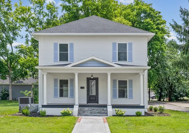 Homes for sale in Hopkinsville, KY | 1716 S Virginia St, Hopkinsville, KY 42240 | MLS# 26017377