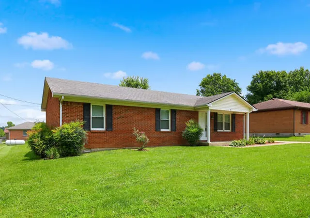 Homes for sale in Lawrenceburg, KY | 106 Eagle Dr, Lawrenceburg, KY 40342 | MLS# 26017317