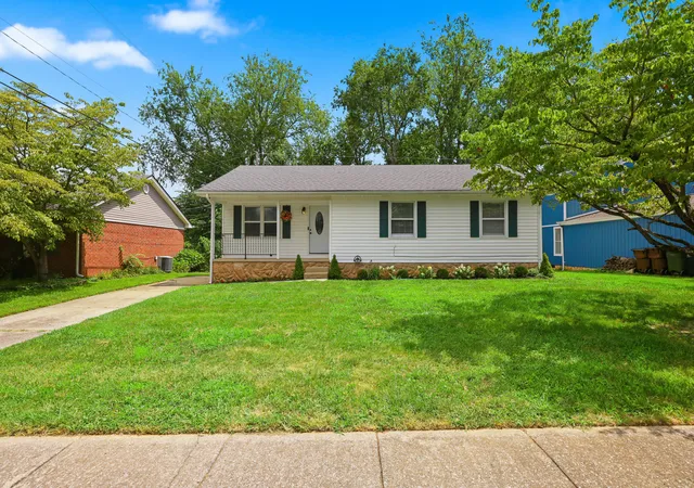Homes for sale in Lexington, KY | 1137 Wood Ridge Rd, Lexington, KY 40514 | MLS# 26017478
