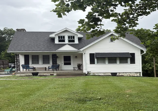 Photo 1 of Single family home for sale at 506 Danville Ave, Stanford, KY 40484 | MLS# 26019004 | Listing updated on 2026-09-04